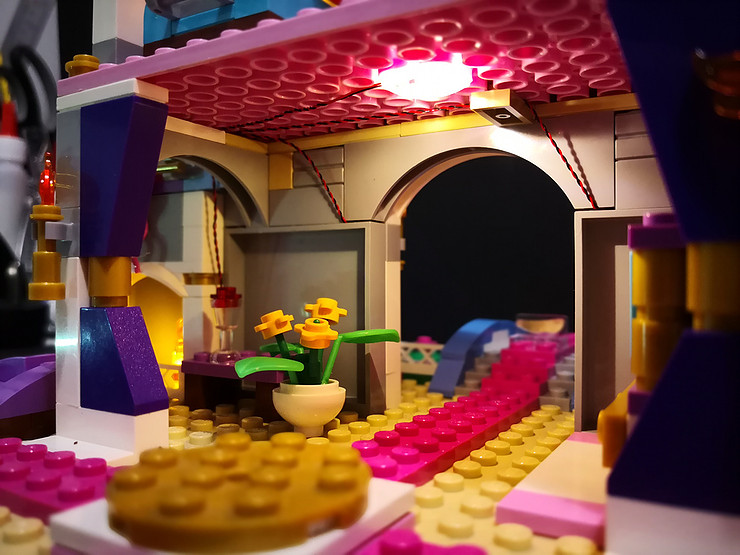 Review LED Light Kit for LEGO 41055 Cinderellas Romantic Castle1 - Bricks Delight
