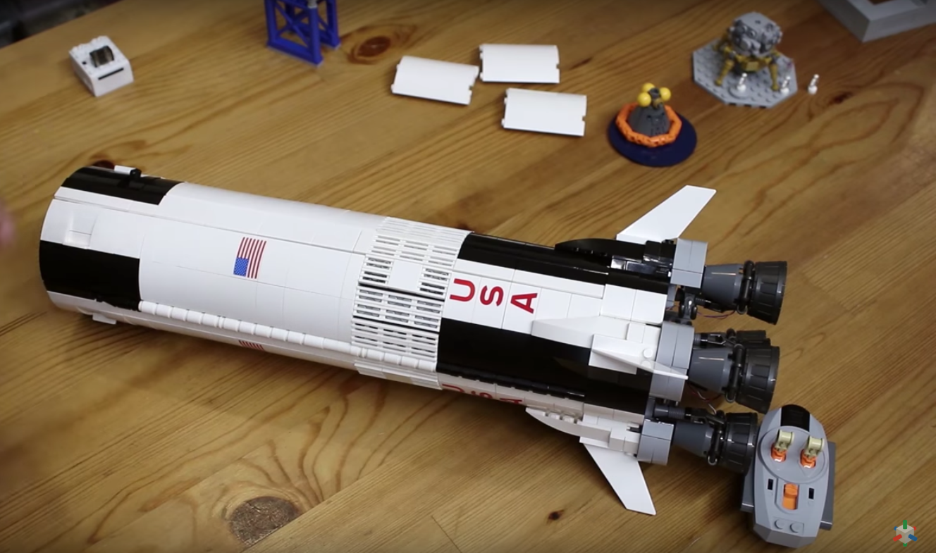 Review for LED Light for LEGO NASA Apollo Saturn V 21309 4 - Bricks Delight